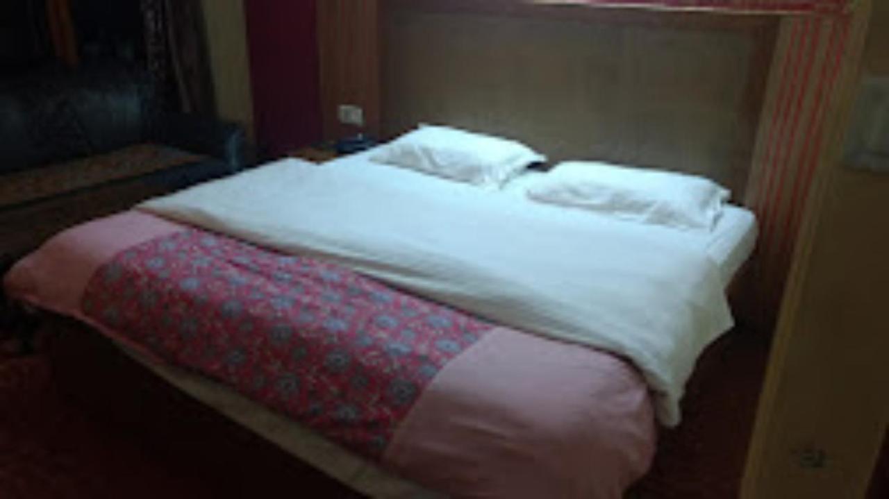 Hotel King Palace - Nature-Valley-Luxury-Room - Prime Location With Parking Facilities Shimla Bagian luar foto