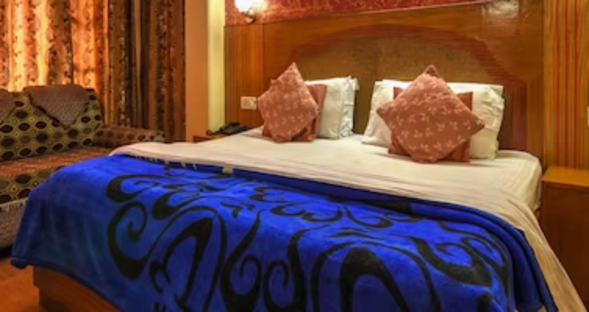 Hotel King Palace - Nature-Valley-Luxury-Room - Prime Location With Parking Facilities Shimla Bagian luar foto